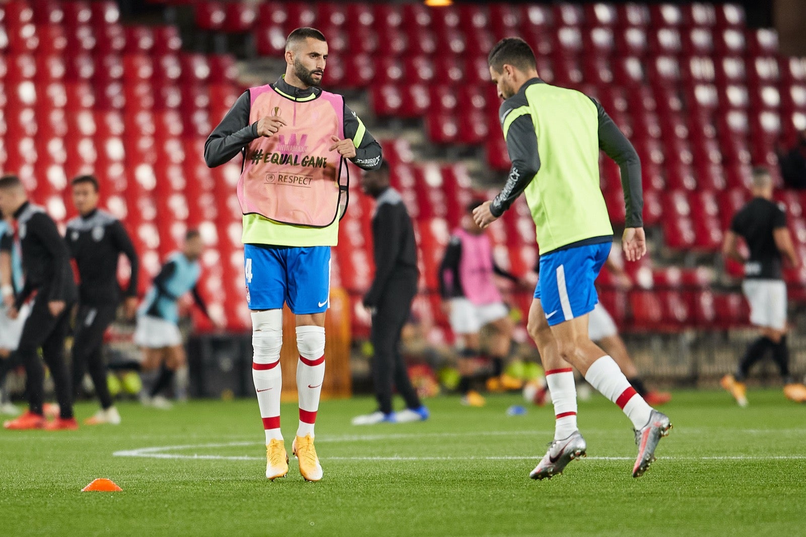 El conjunto rojiblanco se ha estrenado en Europa League en Los Cármenes