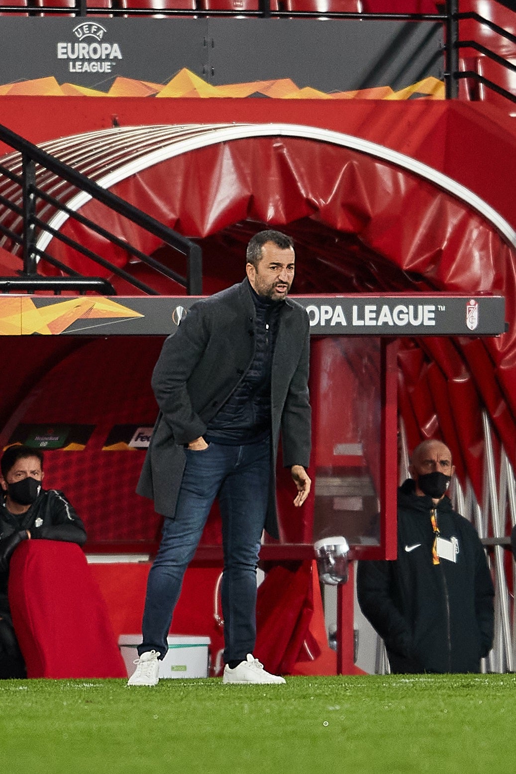 El conjunto rojiblanco se ha estrenado en Europa League en Los Cármenes