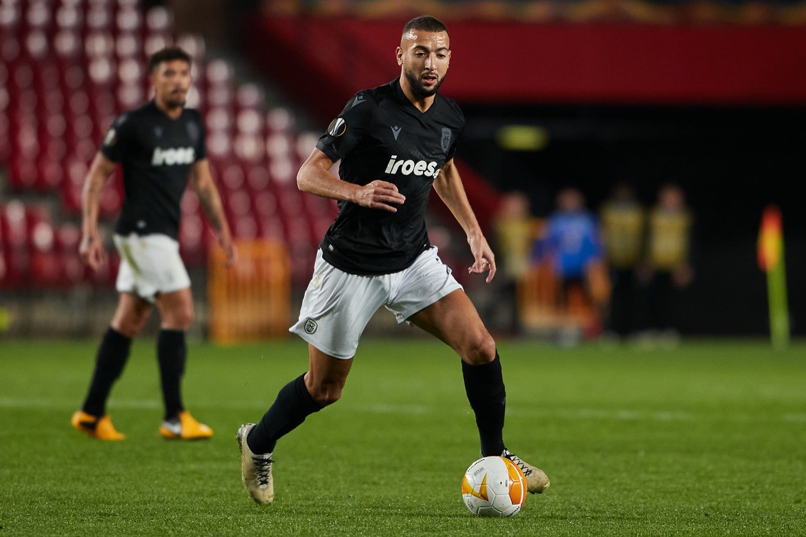 El conjunto rojiblanco se ha estrenado en Europa League en Los Cármenes