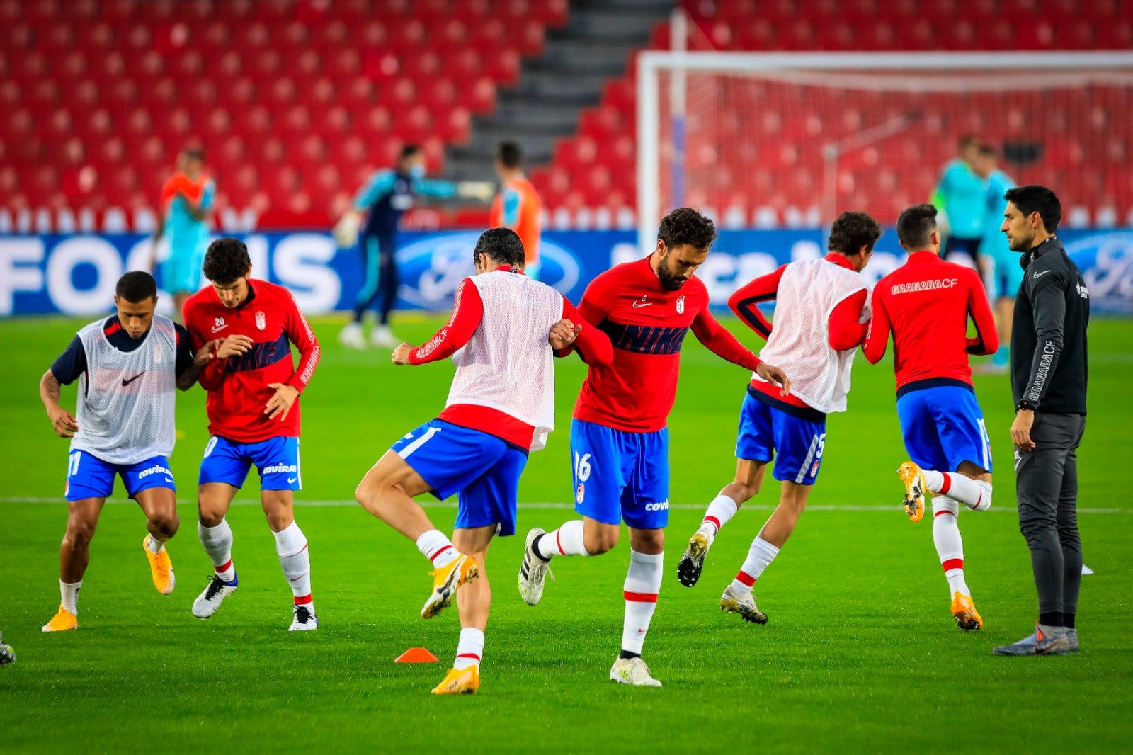 Revive en imágenes el encuentro entre rojiblancos y granotas