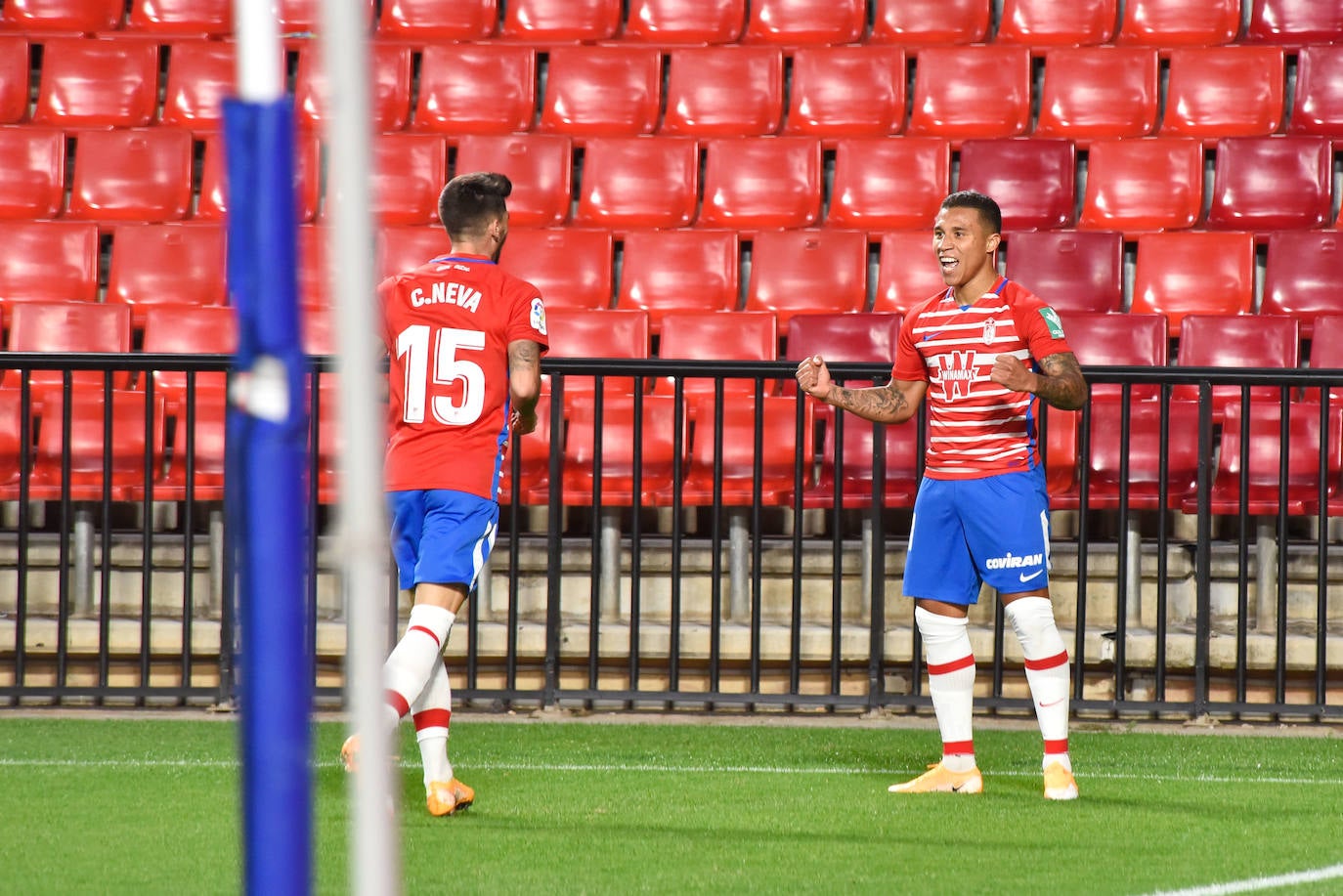 Revive en imágenes el encuentro entre rojiblancos y granotas