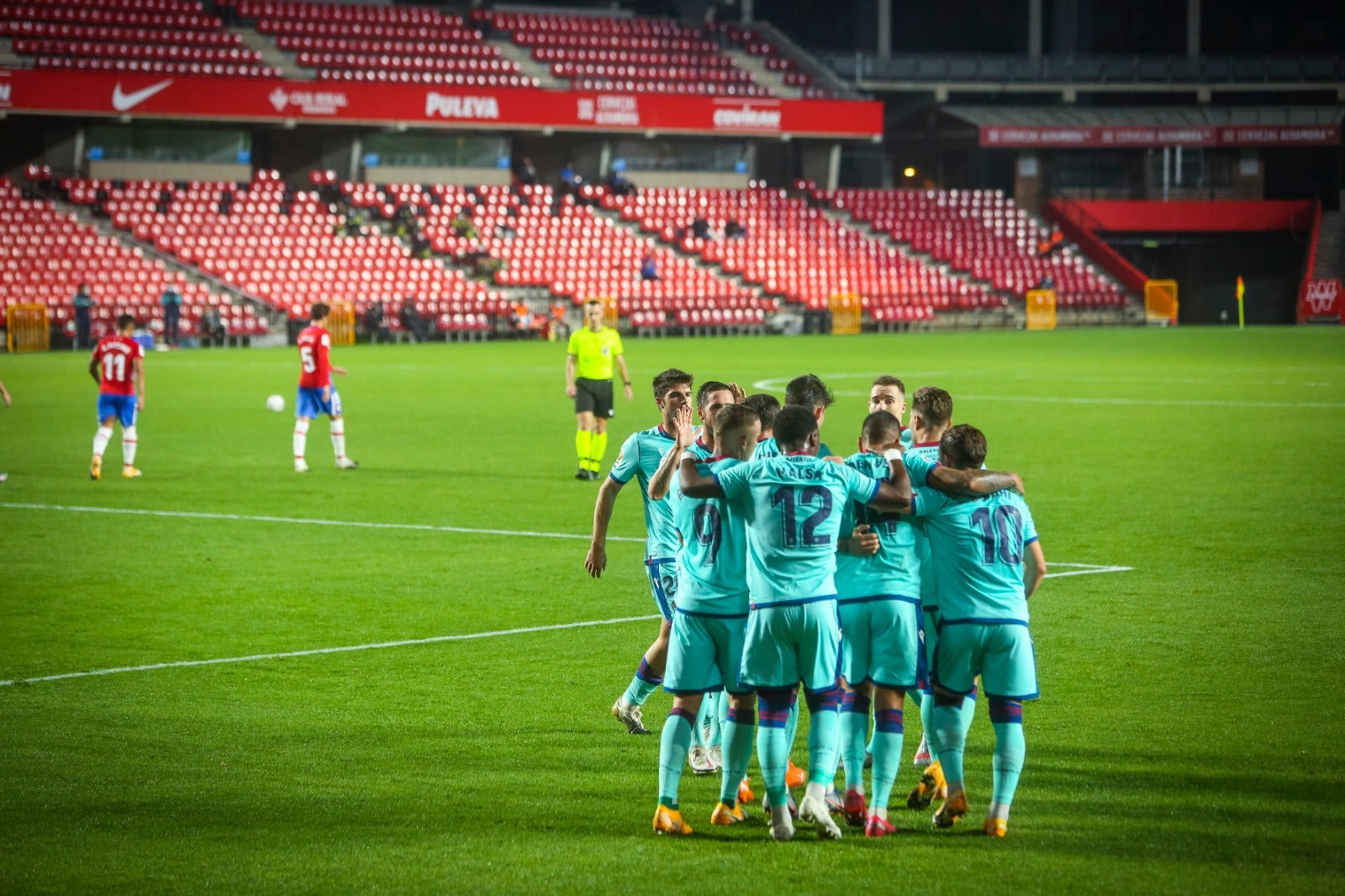 Revive en imágenes el encuentro entre rojiblancos y granotas