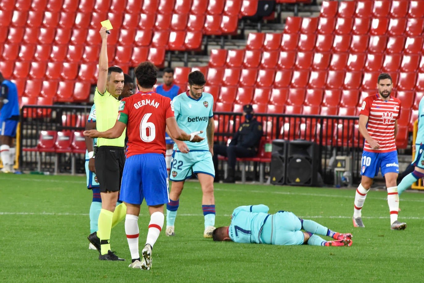 Revive en imágenes el encuentro entre rojiblancos y granotas