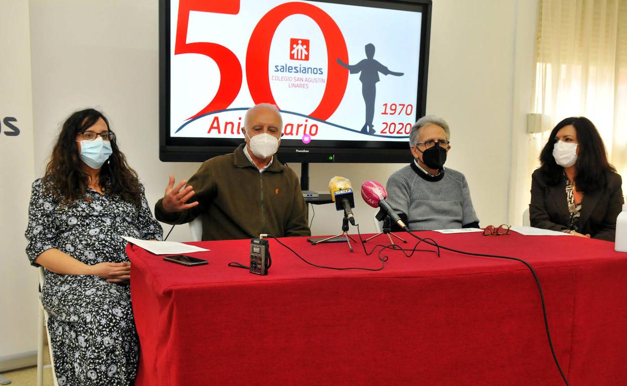 Representantes de la comunidad salesiana, en rueda de prensa. 