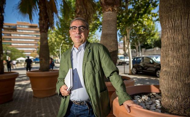 «Granada debía llevar ya días confinada»