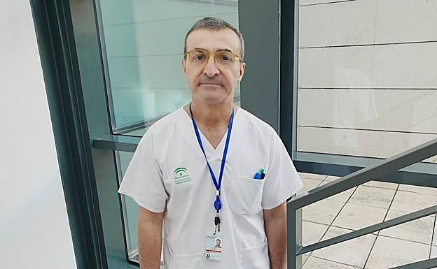 Federico García, en el Hospital Universitario San Cecilio.