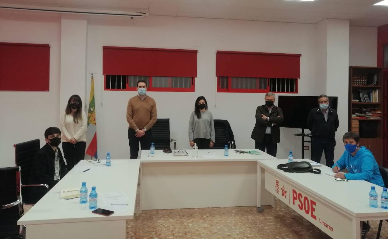 Integrantes de la comisión gestora del PSOE de Linares. 