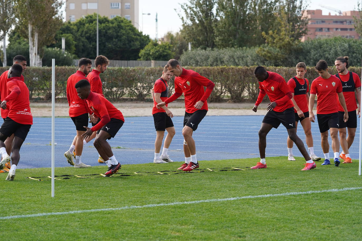 Los de Jose Gomes quieren prolongar su racha ante el Mirandés.