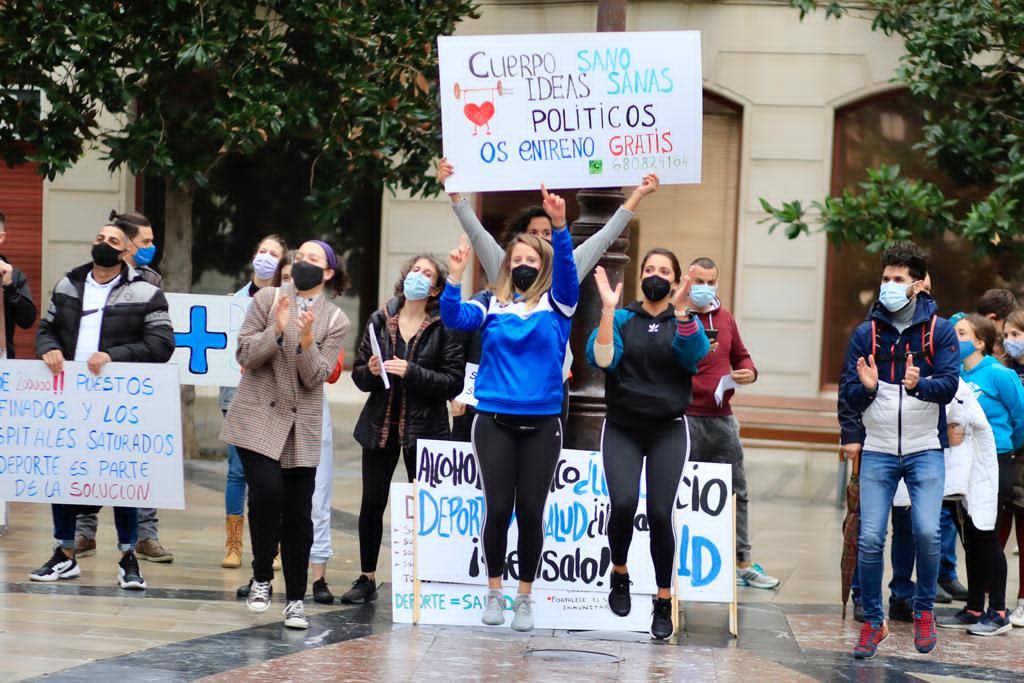 Los gimnasios protestan para poder abrir en Granada