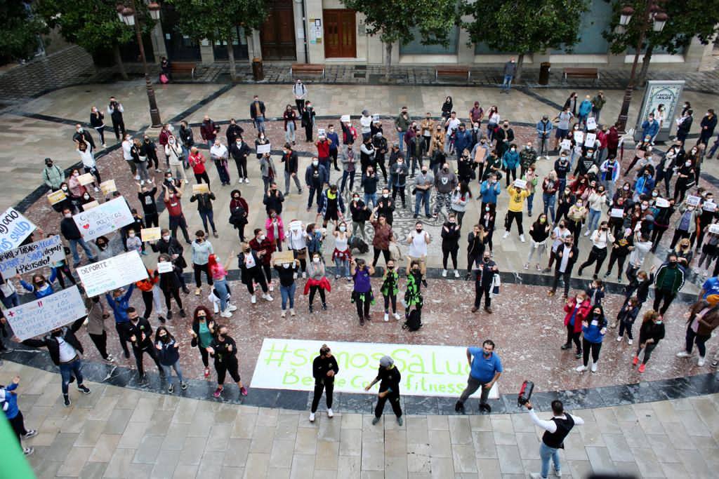 Los gimnasios protestan para poder abrir en Granada