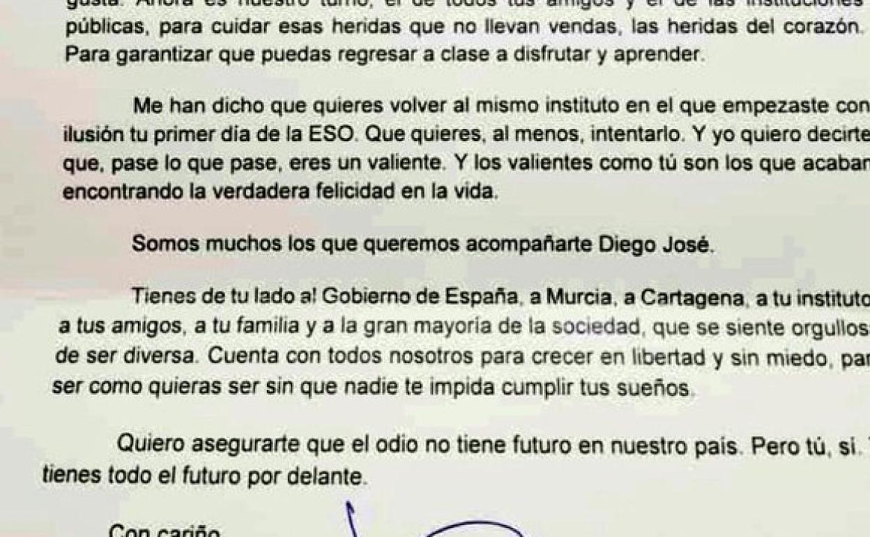 Carta del presidente | Pedro Sánchez envía una emotiva carta al niño de 11 años ingresado por una agresión homófoba