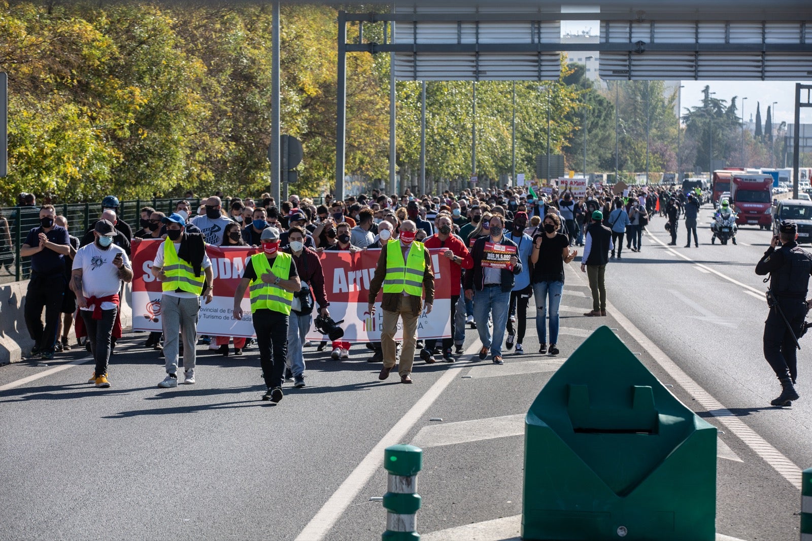 Los manifestantes han accedido a la A-44 al final de su recorrido