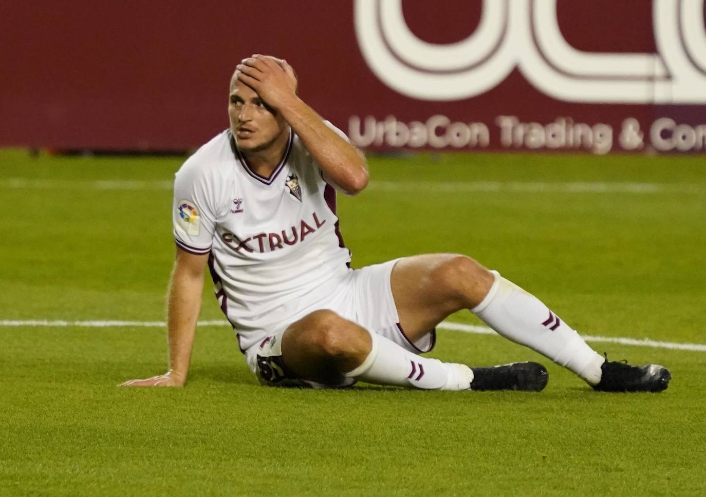 Zozulya parece no entencer qué le pasa a su equipo. 