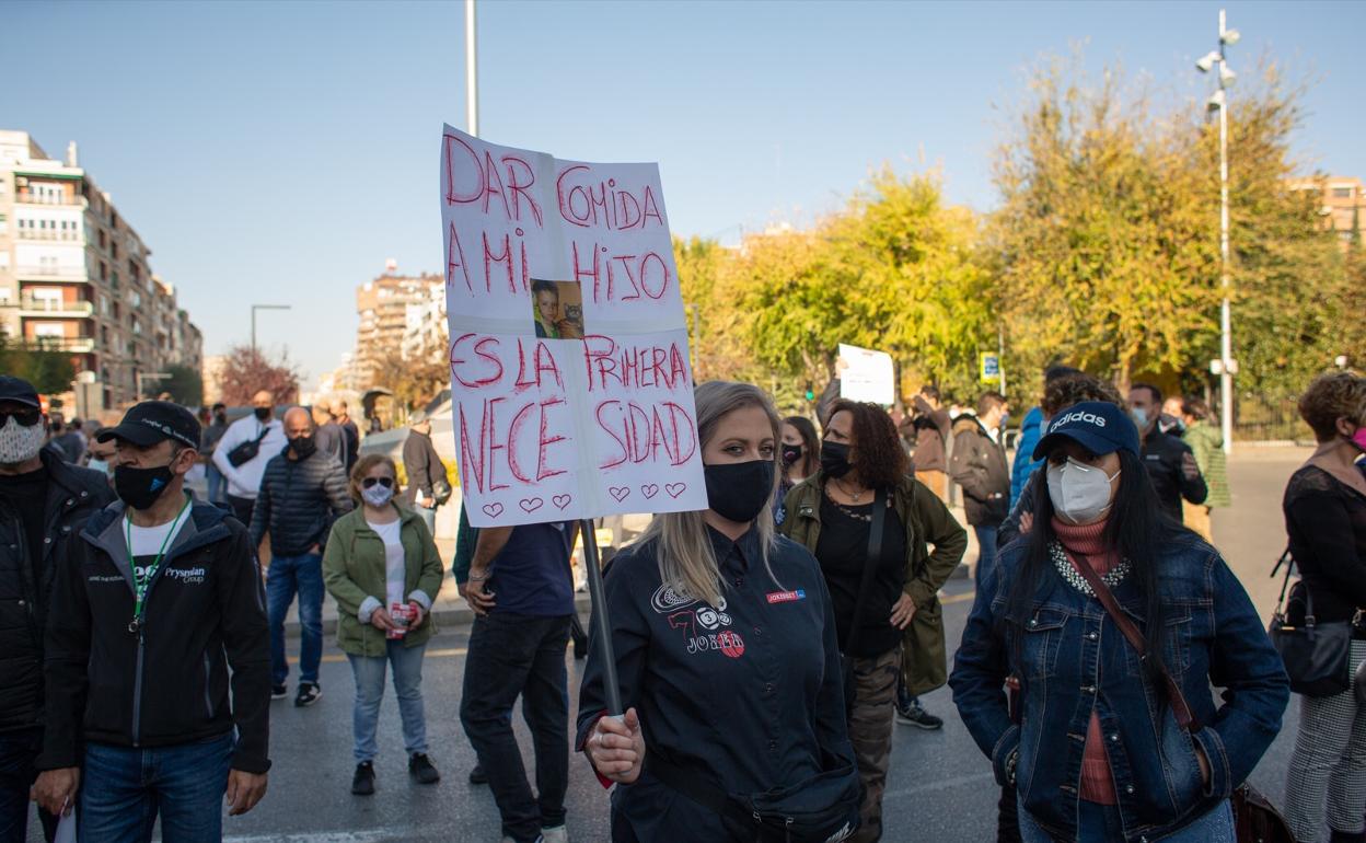Cierre de Granada | Los hosteleros paran sus movilizaciones esta semana a la espera de la decisión de la Junta