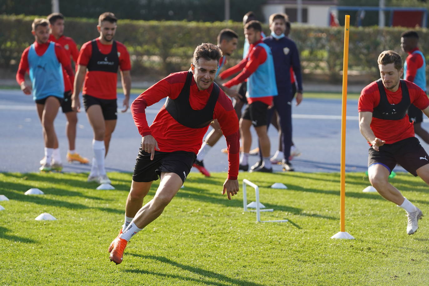 Juan Villar está asintomático, pero con positivo en PCR. 