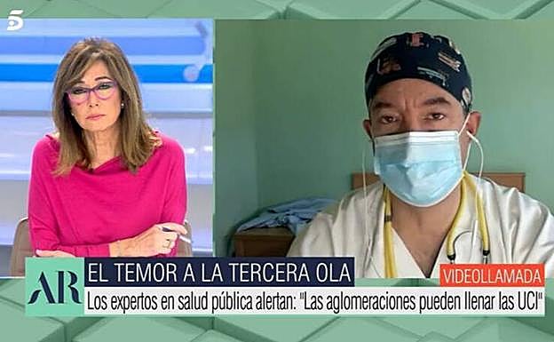 El doctor César Carballo advierte de que las limitaciones de Navidad son un «despropósito»