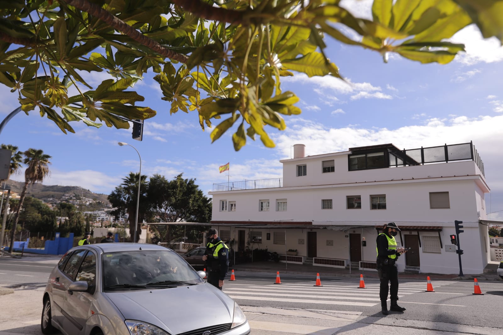 Los ayuntamientos han hecho un esfuerzo extra para controlar la entrada de personas a sus términos municipales.