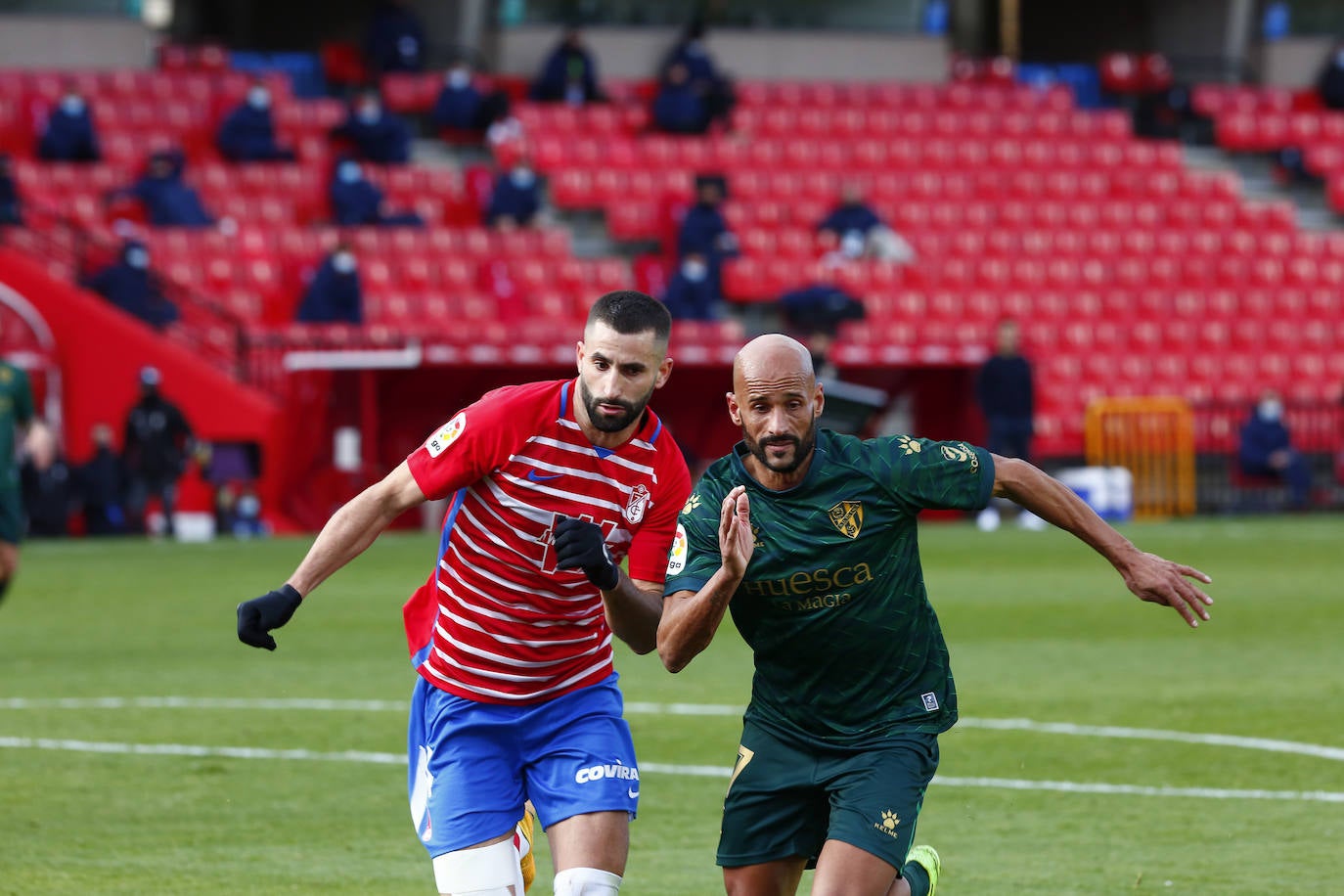 Repasa todas las imágenes del duelo entre rojiblancos y oscenses