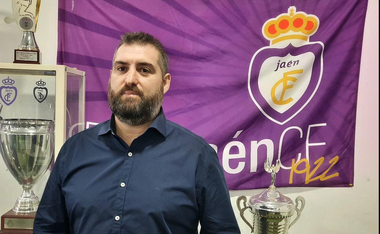 El técnico del Real Jaén ofreció este viernes una rueda de prensa. 