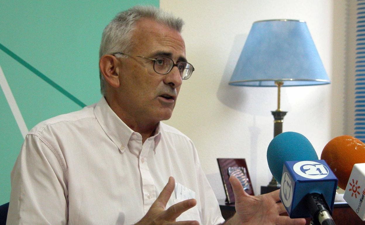 Covid en Granada | Fallece Juan Laguna, jefe de Epidemiología durante 30 años