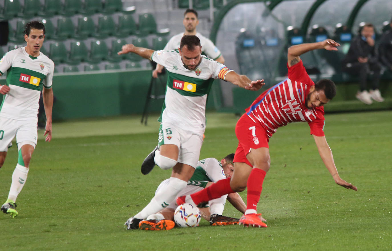 El Granada quiere volver a la senda del triunfo en el Martínez Valero