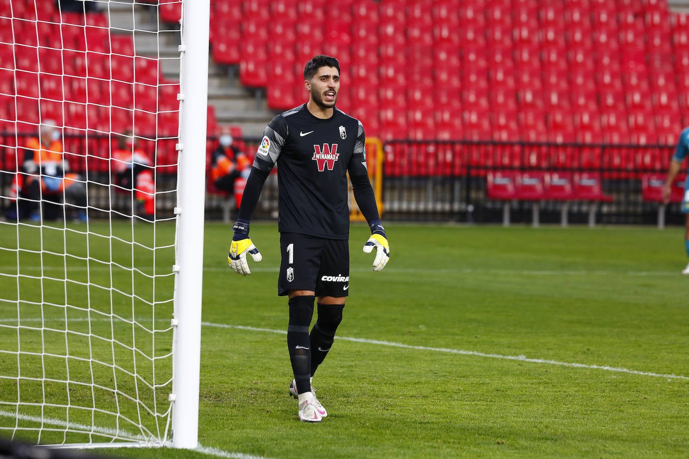 Estas son las mejores imágenes del partido disputado en el coliseo rojiblanco