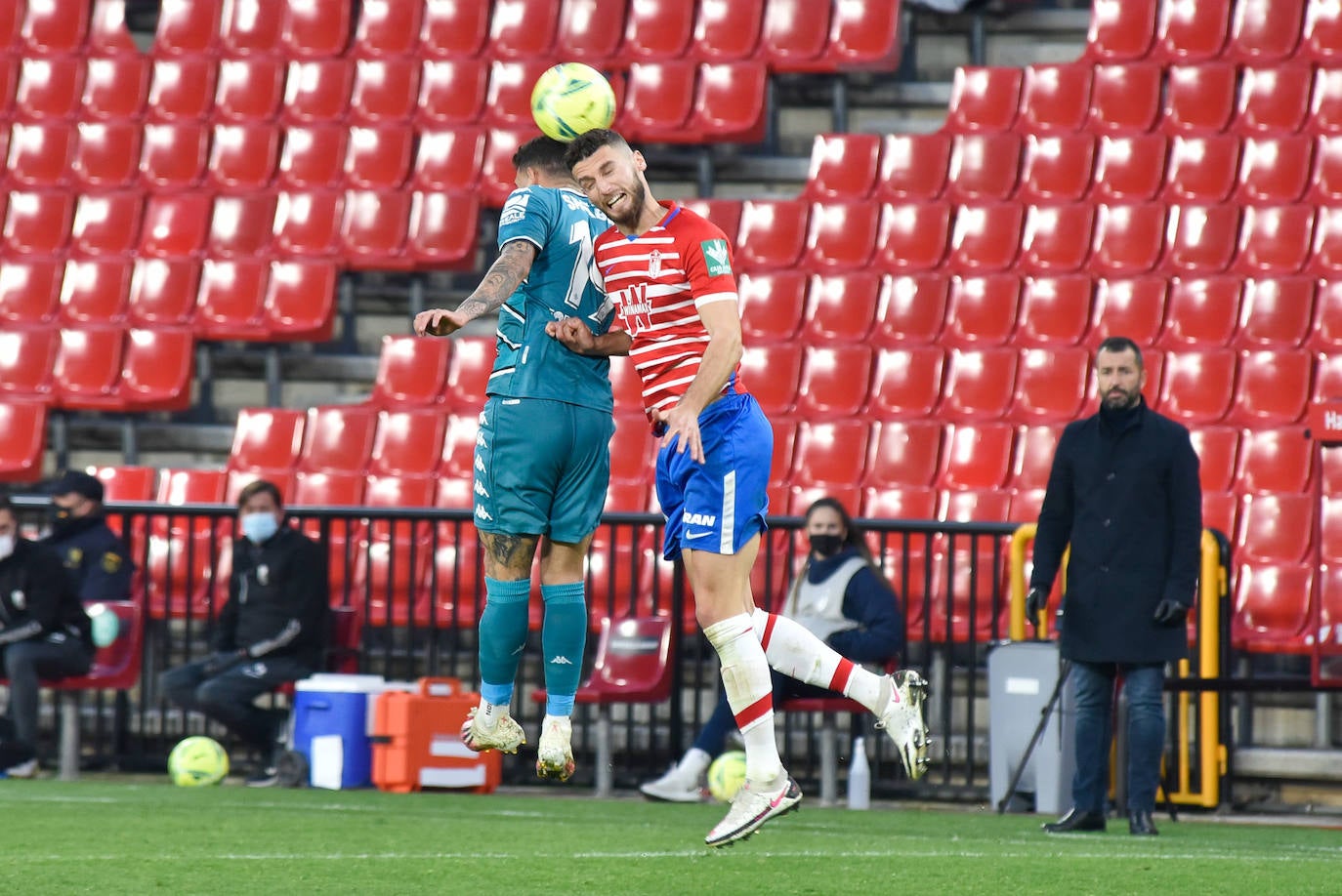 Estas son las mejores imágenes del partido disputado en el coliseo rojiblanco