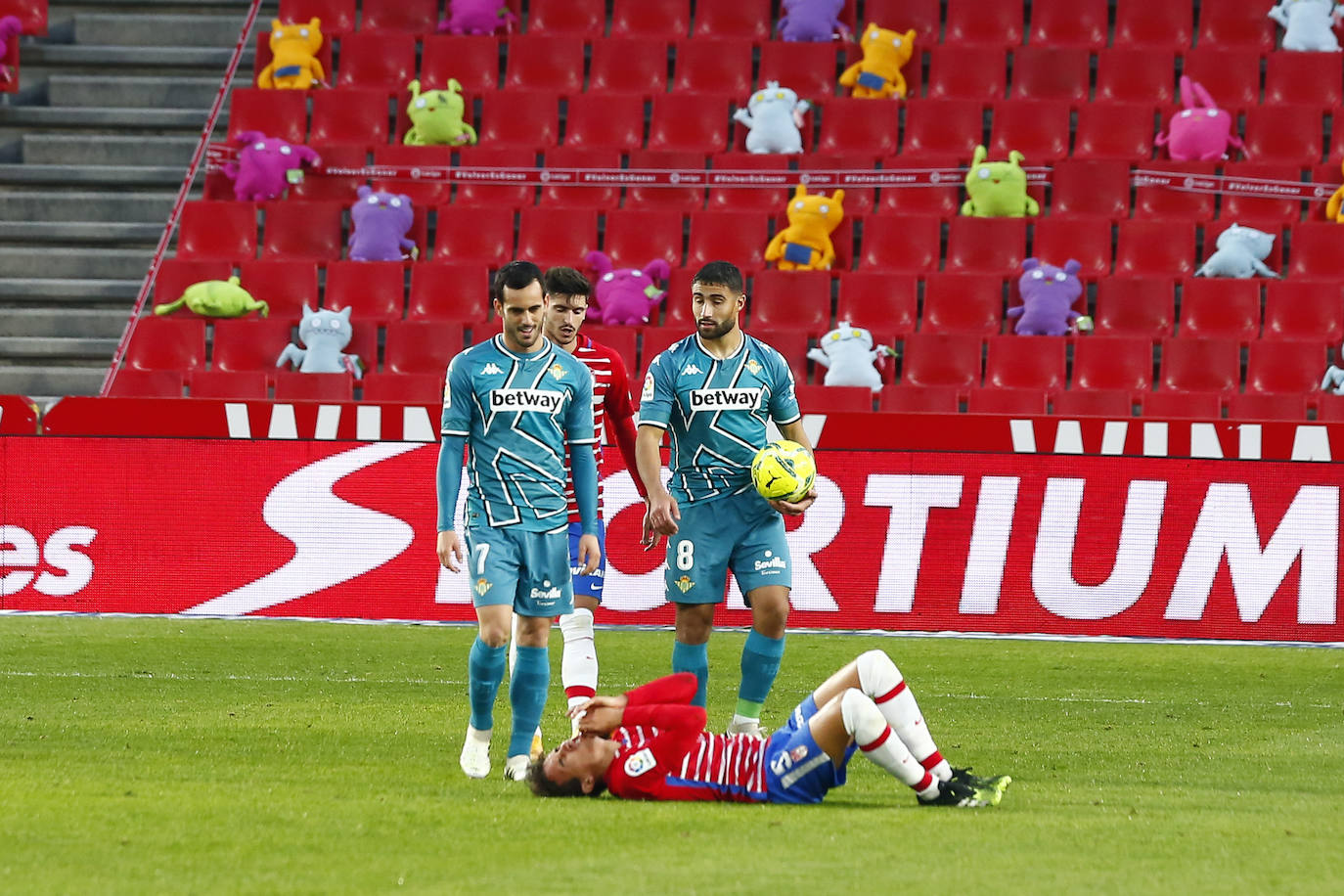 Estas son las mejores imágenes del partido disputado en el coliseo rojiblanco