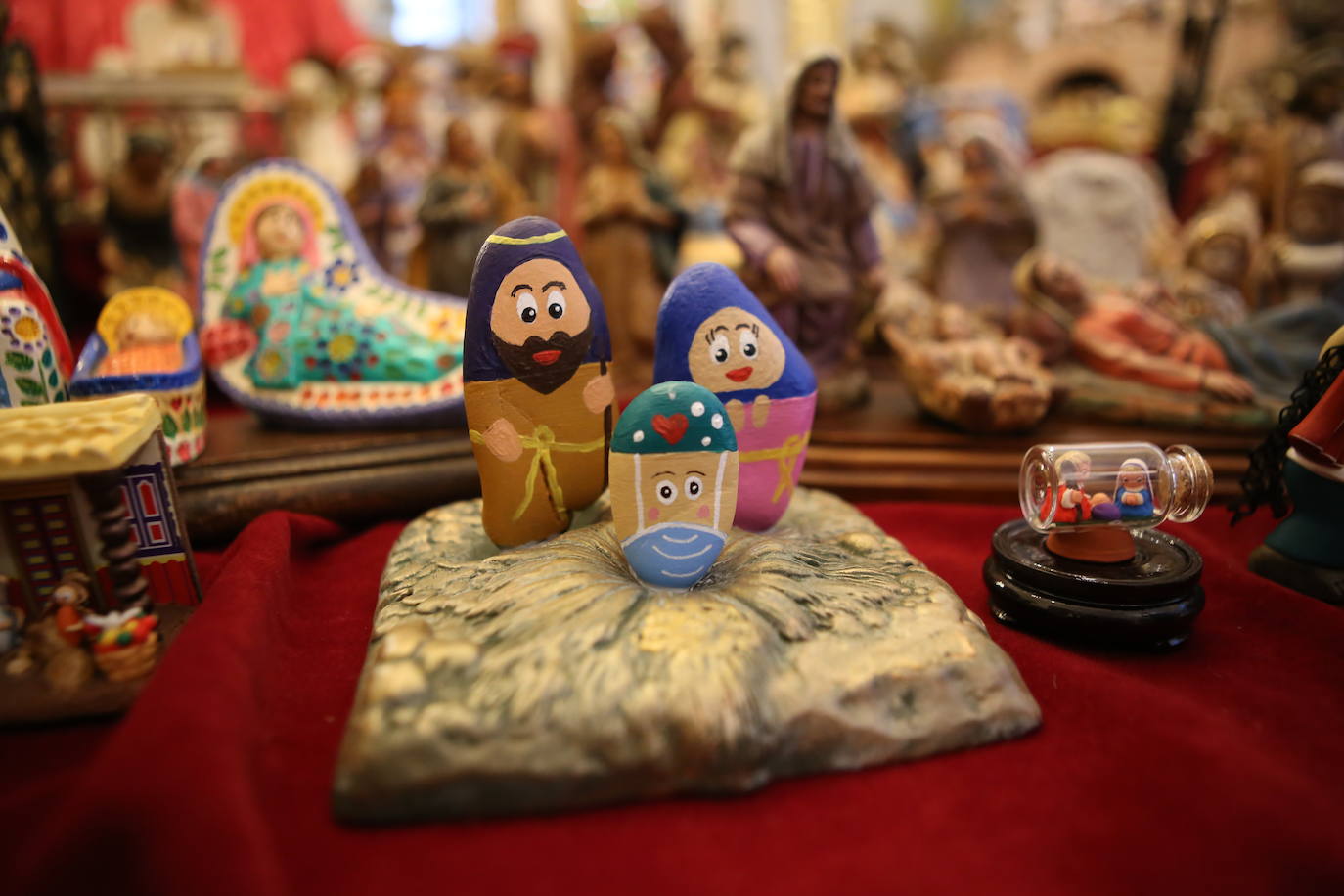 La familia Uribe Ruiz tiene una impresionante colección de belenes. 