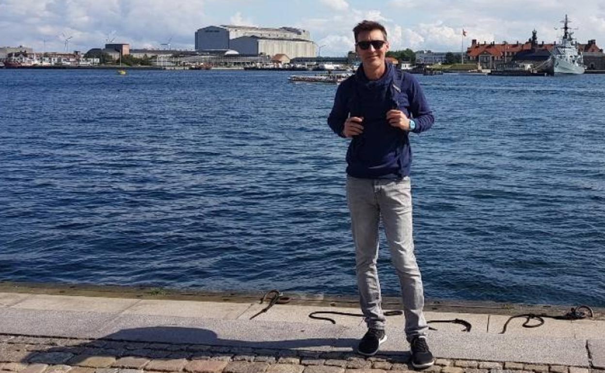 El enfermero onubense Carlos Romero.