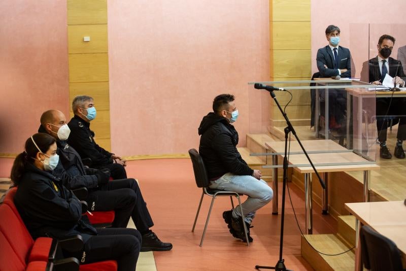 El autor del disparo mortal que acabó con la vida de José Manuel Arcos durante el juicio, en el que se declaró culpable. 