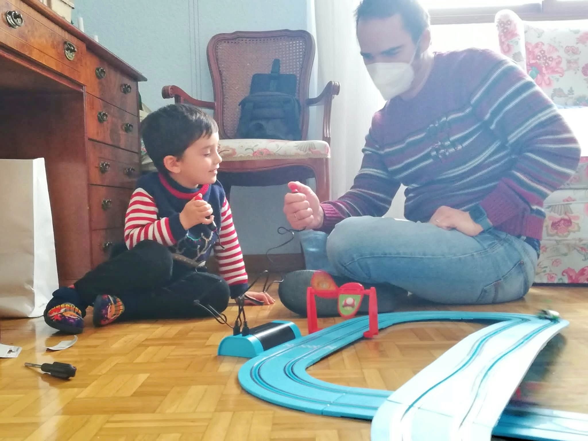 Los más pequeños viven el día de Reyes con sus nuevos juguetes