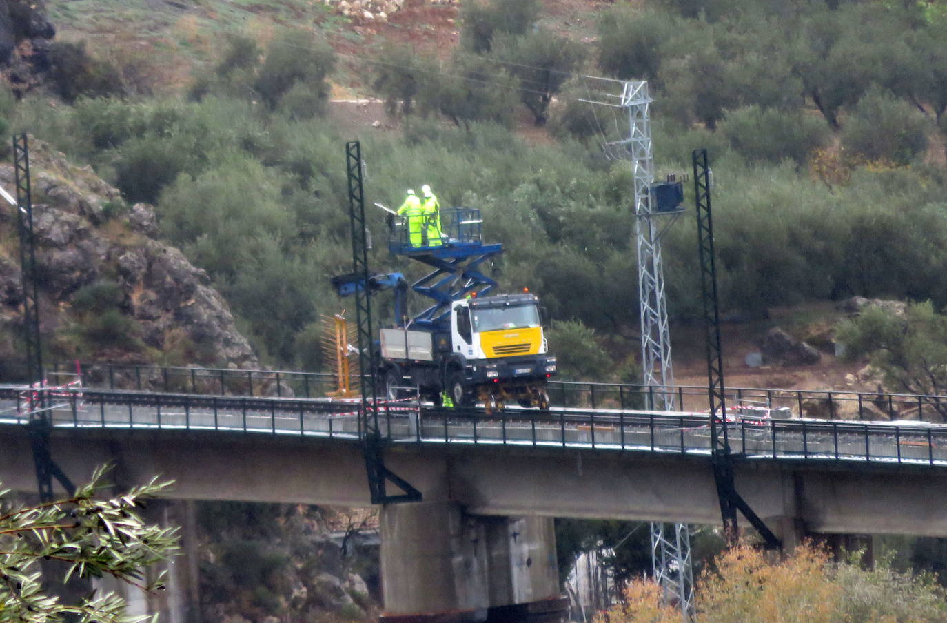 Obras del AVE a la altura de Puente Quebrada, en 2017.