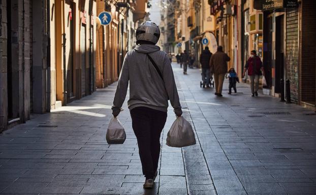 La Junta modifica los horarios del reparto y recogida de comida en Andalucía