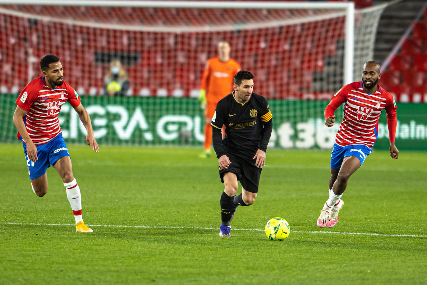 Fotos: Las mejores imágenes del Granada-FC Barcelona