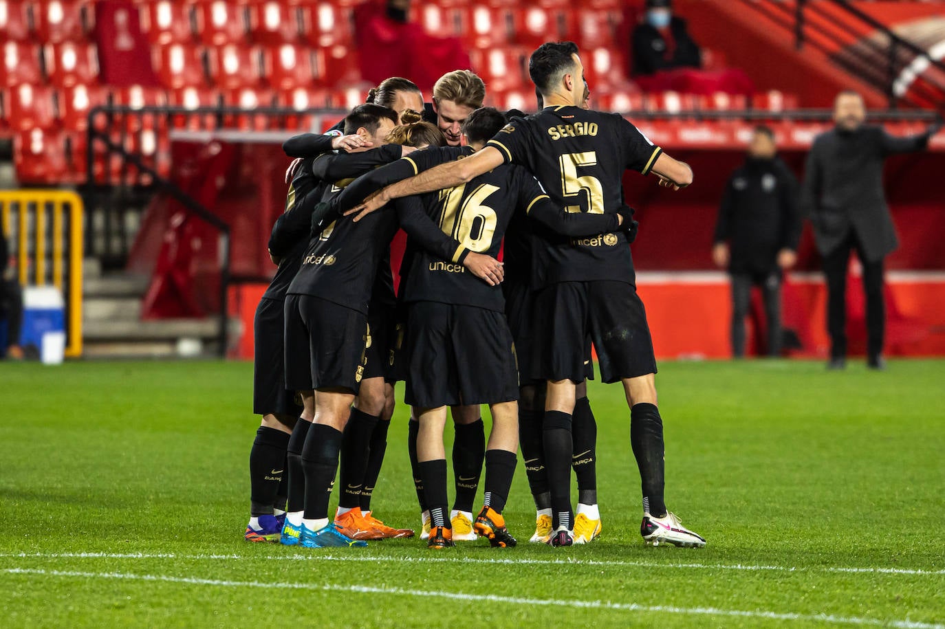 Fotos: Las mejores imágenes del Granada-FC Barcelona