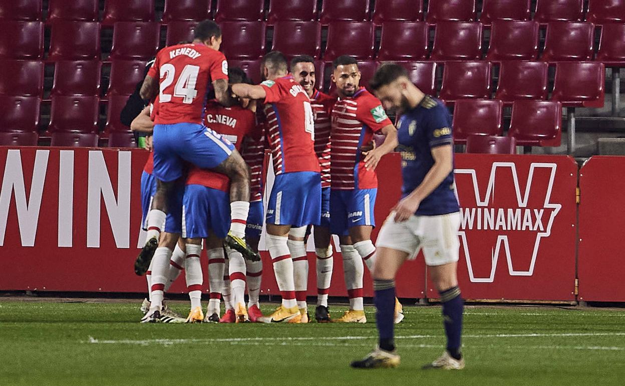 Los rojiblancos celebran el 2-0, un gol muy importante más allá de su firma. 