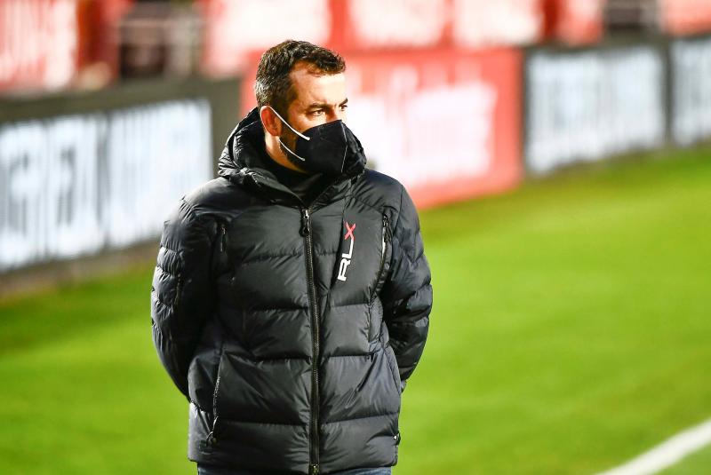 Luis Súarez, Germán y Gonalons celebran el 1-0, anotado por el delantero colombiano.