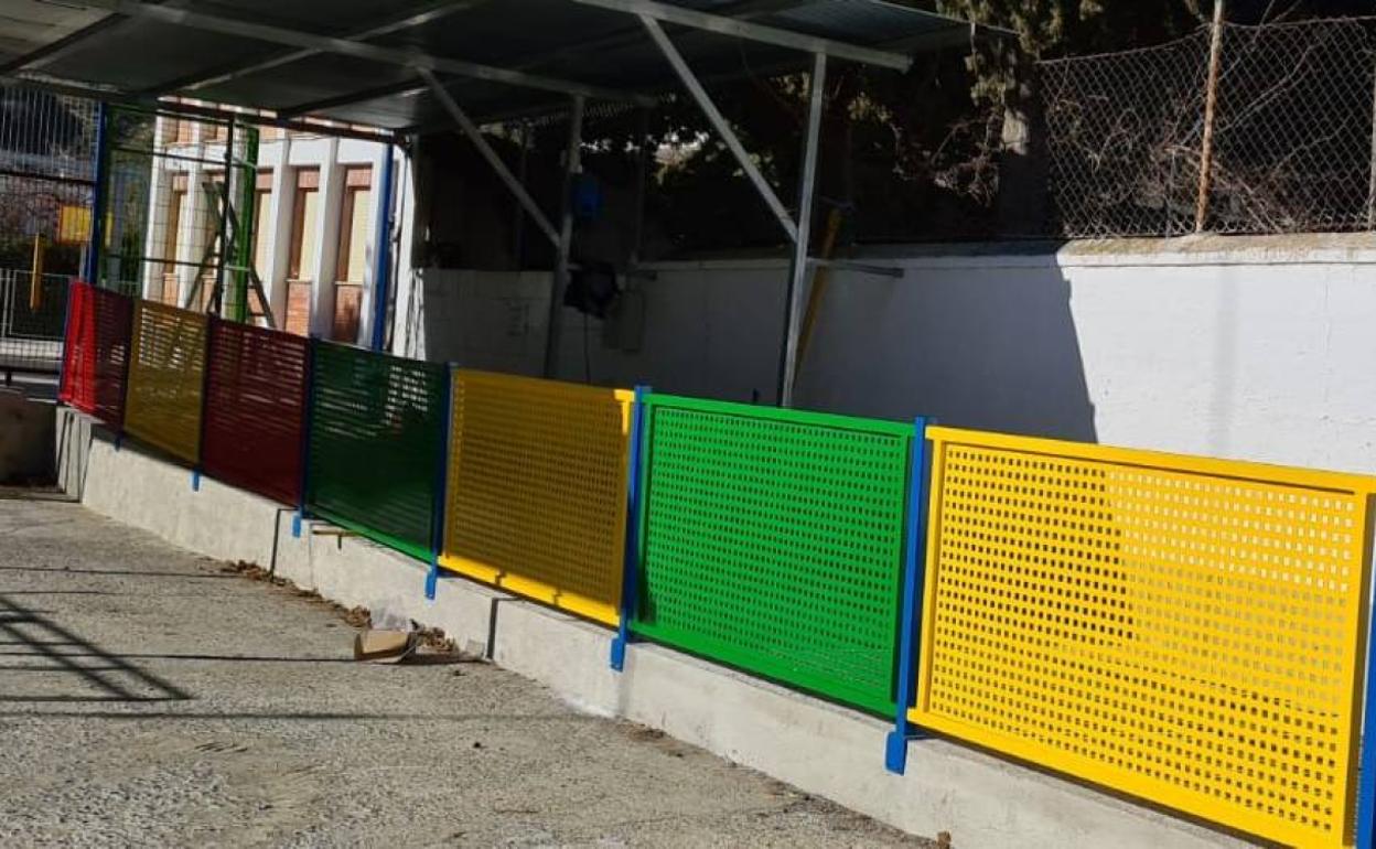 Nuevo acceso al colegio Río Chico de Cádiar.