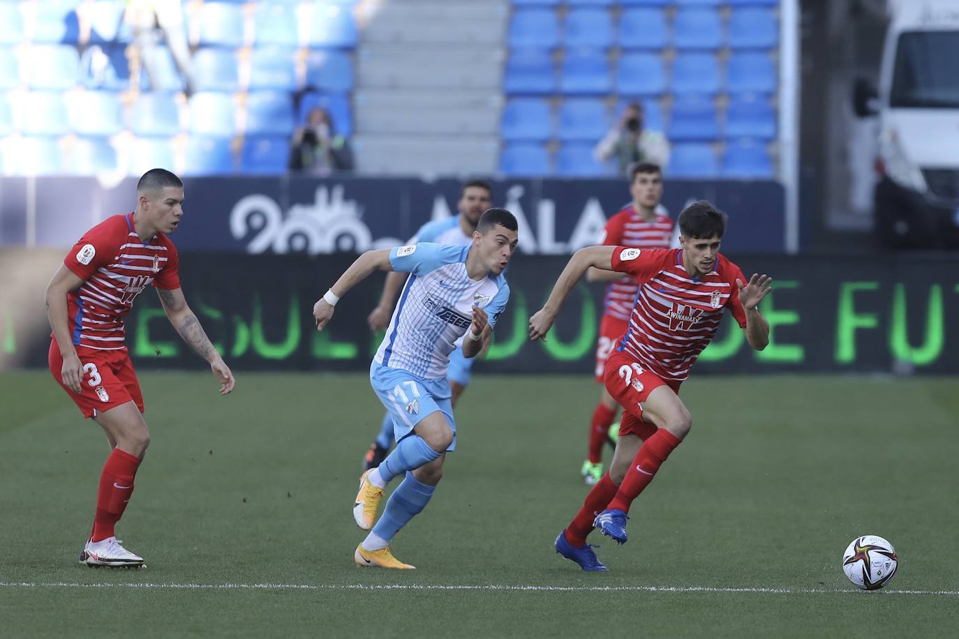 Las mejores imágenes del Málaga-Granada en La Rosaleda