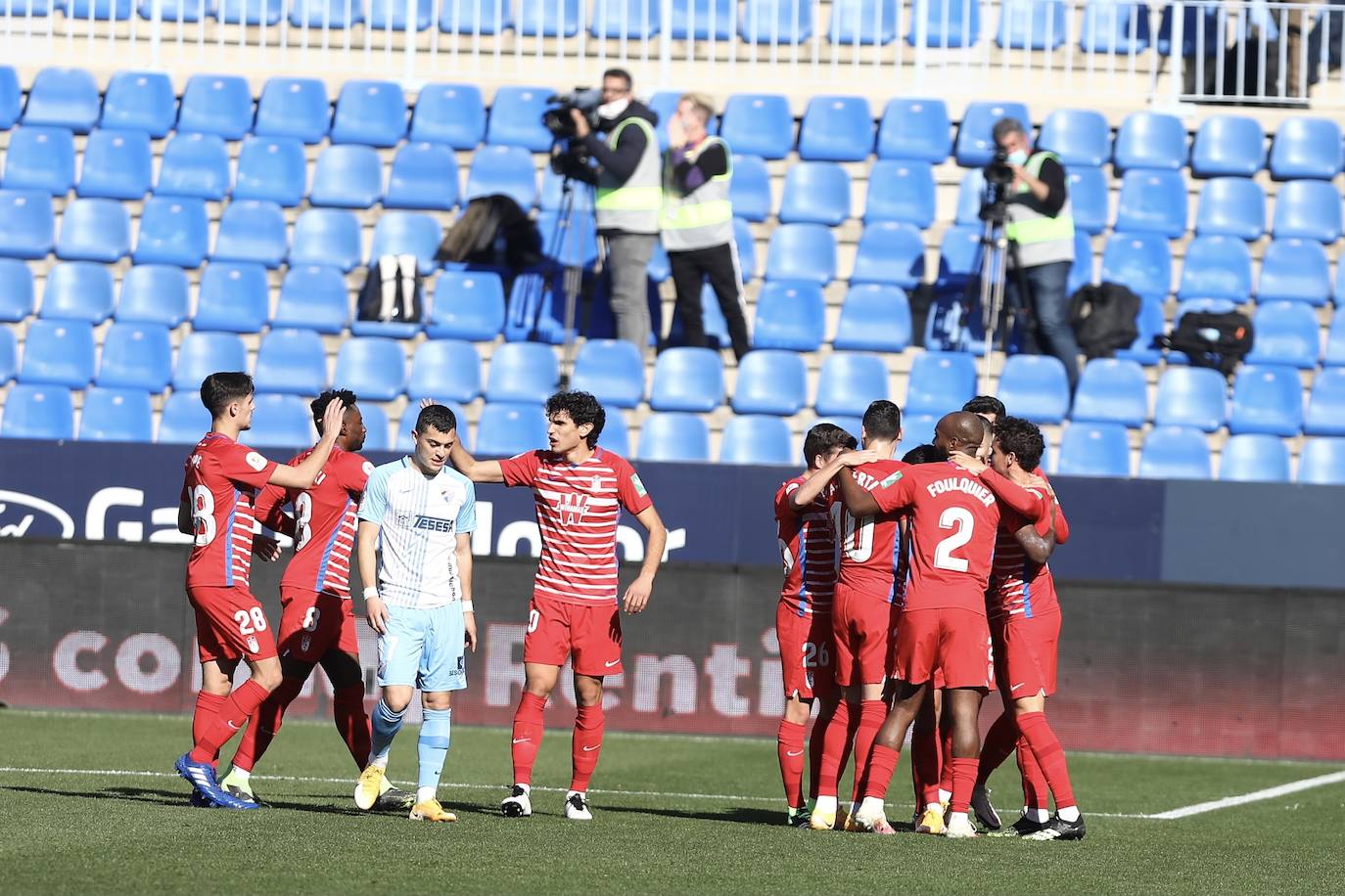 Las mejores imágenes del Málaga-Granada en La Rosaleda