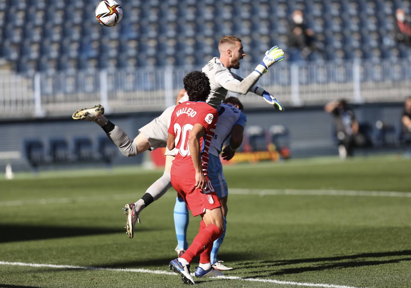 Las mejores imágenes del Málaga-Granada en La Rosaleda
