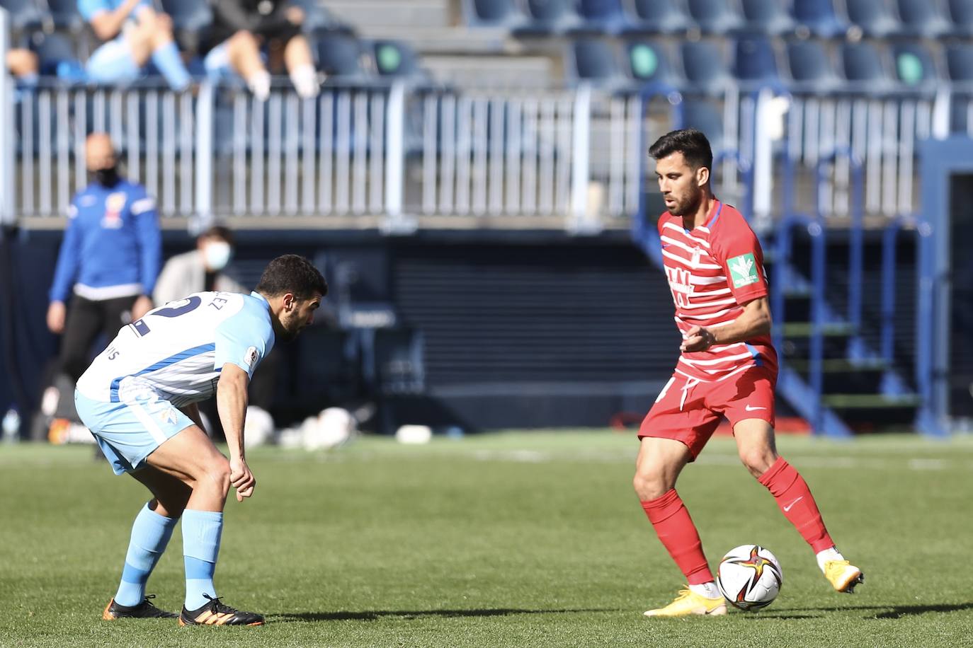 Las mejores imágenes del Málaga-Granada en La Rosaleda