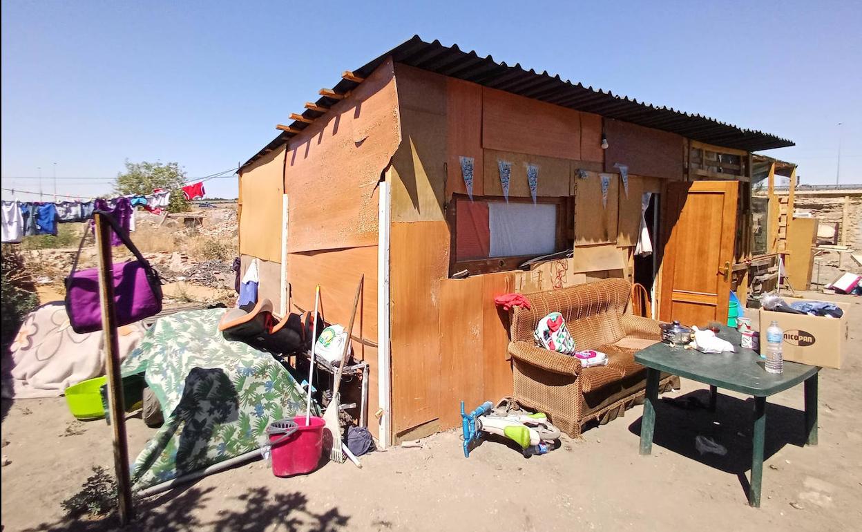 Una de las construcciones levantadas en el viejo cortijo.