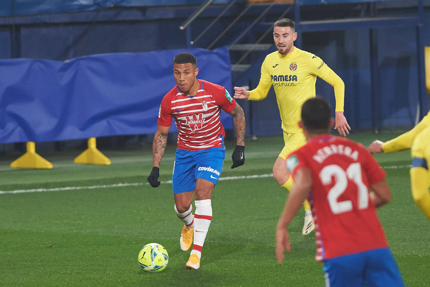 Fotos: Villarreal-Granada Cf: las mejores imágenes del partido
