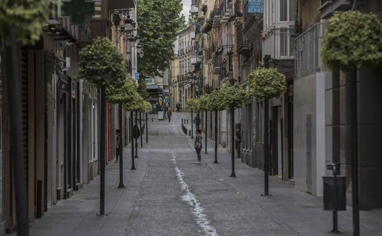 Una calle de Granada durante el confinamiento. 