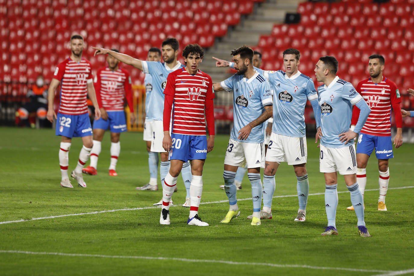 Fotos: Las mejores imágenes del Granada CF- Celta de Vigo