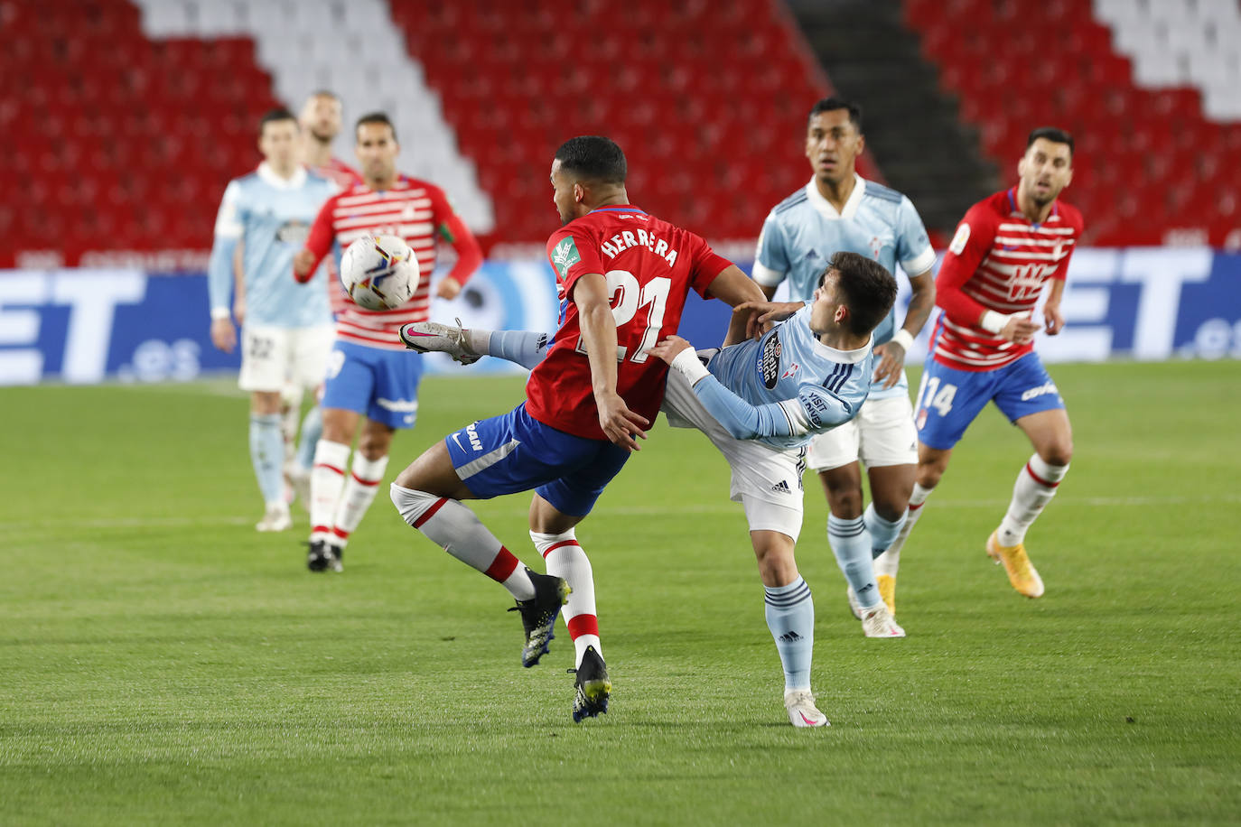 Fotos: Las mejores imágenes del Granada CF- Celta de Vigo