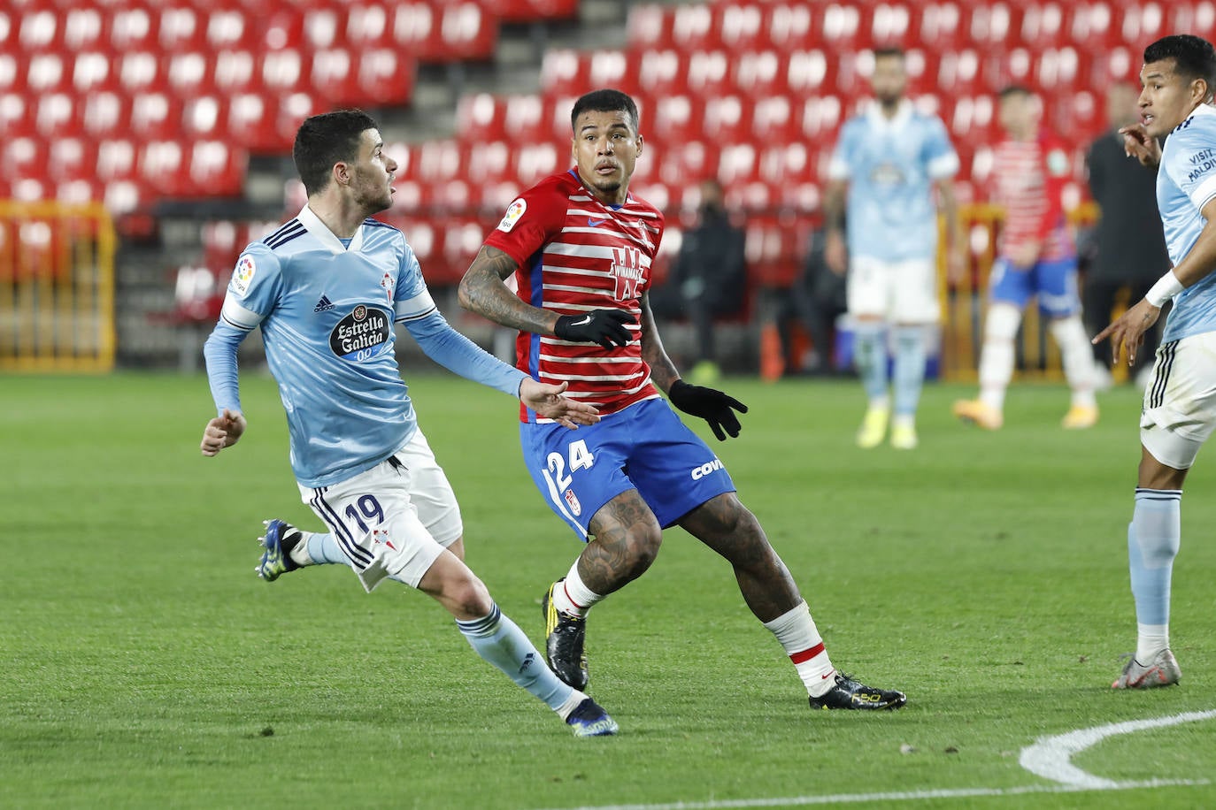 Fotos: Las mejores imágenes del Granada CF- Celta de Vigo