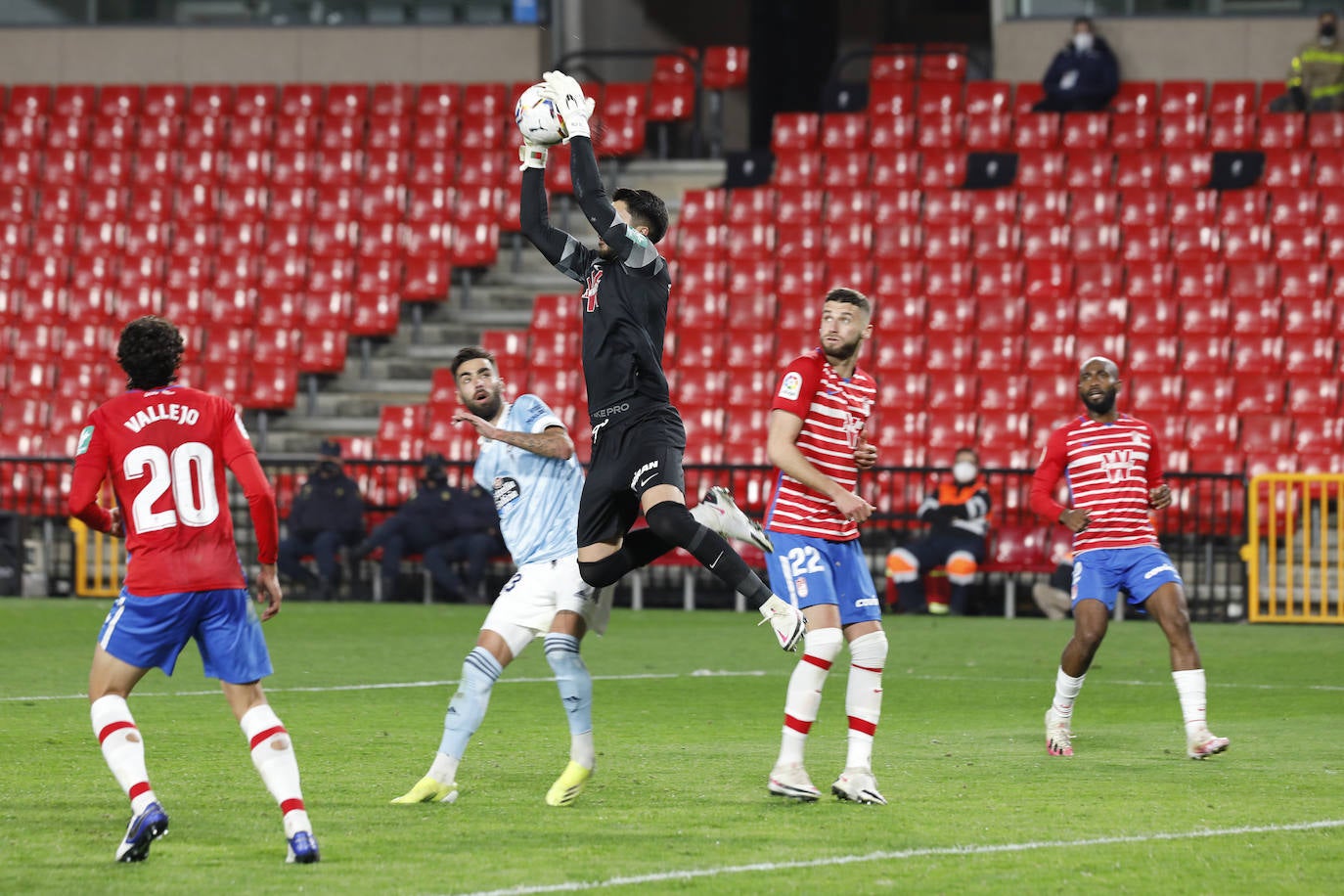 Fotos: Las mejores imágenes del Granada CF- Celta de Vigo